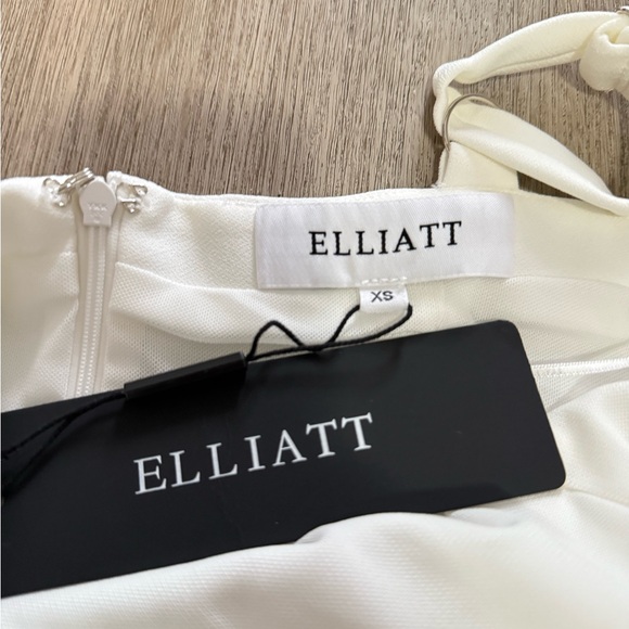 elliatt mira white sweetheart 3d floral butterfly embellished mini dress XS NEW - Picture 11 of 13